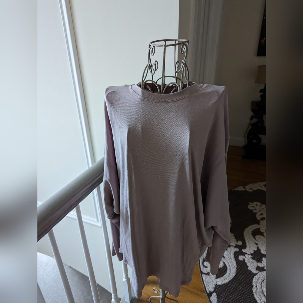 Flowy Super Soft Lululemon Top